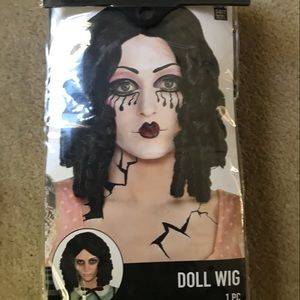 Doll wig